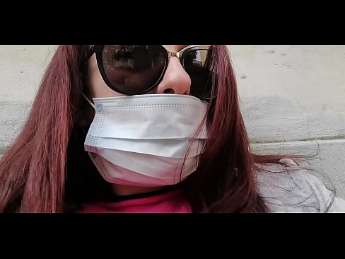 ❤️ Николетта мстит своему соседу и писает в его гараже (Специальный Covid19 Итальянский карантин) ☑ Порнушка у нас